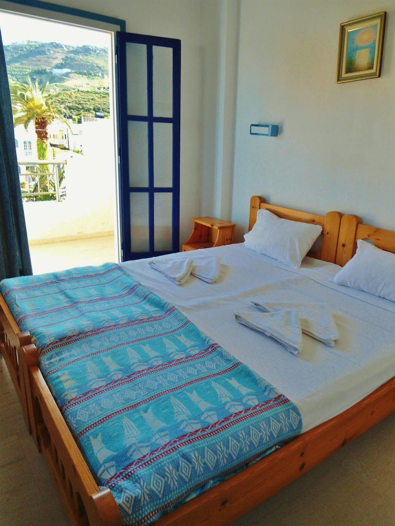 Apollonia Apartments Agia Pelagia  Buitenkant foto